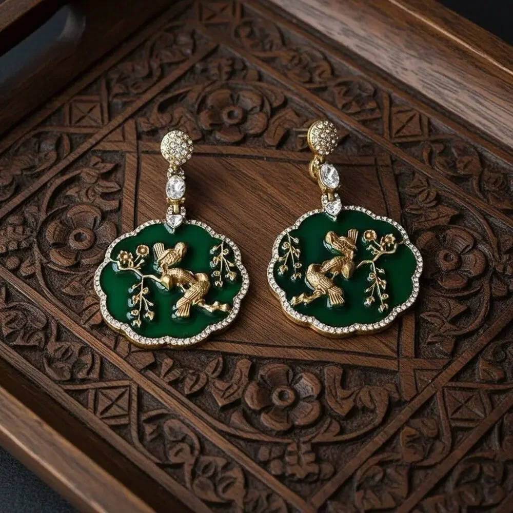 Jewelry Atelier medieval bird